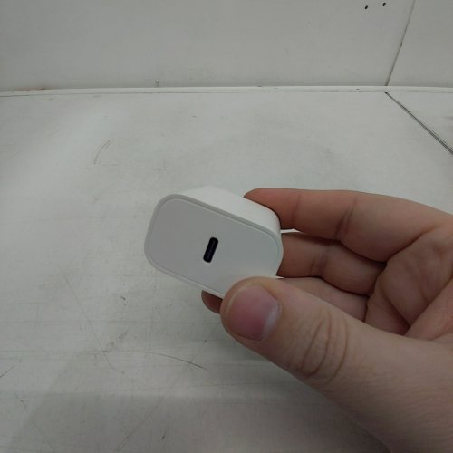 MAGNETIC WIRELESS CHARGER - WHITE (MODEL: CA-15T) image 2