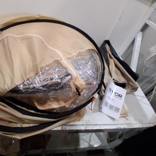 VEVOR WATERPROOF MESH OUTDOOR POP-UP SPORTS TENT 72" X 76.8" - CLEAR/BROWN (MODEL: 121084) image 2