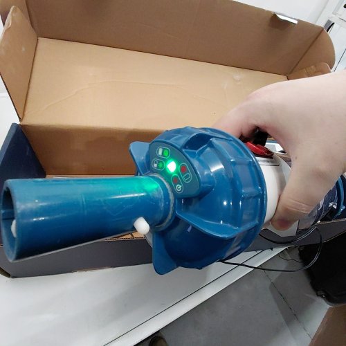 ENHULK HANDHELD CORDLESS POOL VACUUM WITH 13.4" WIDE HEAD - 18.5 GPM SUCTION - WHITE/BLUE (MODEL: PC15) image 2