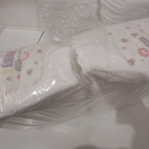 99PK HUGGIES LITTLE MOVERS HUGGFIT BABY DIAPERS WITH 360° WAISTBAND - SIZE 5 (MODEL: 5661200) image 3