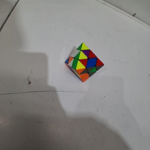 8 AXIS TWISTING PUZZLE CUBE - MULTI-COLOR image 2