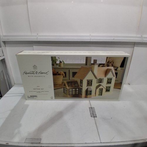 HEARTH & HAND WITH MAGNOLIA WOOD COTTAGE DOLLHOUSE SET - 35.25" X 15.5" X 27.2" - MULTI-COLOUR (MODEL: 324-06-0211) image 4