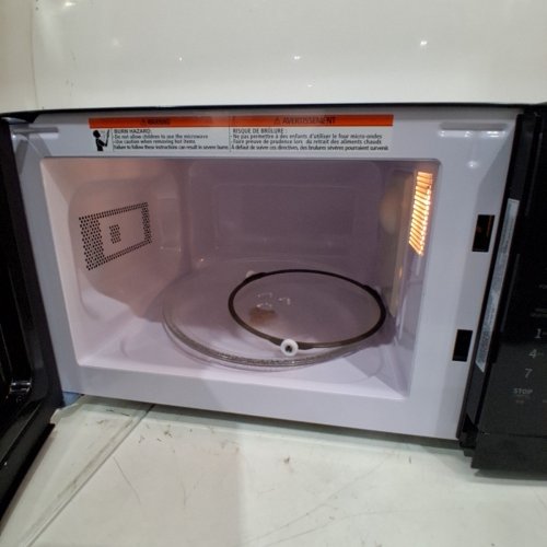 COMFEE COUNTERTOP MICROWAVE OVEN - 0.7 CU.FT/700W - BLACK (MODEL: CM-M201K-BK) image 4
