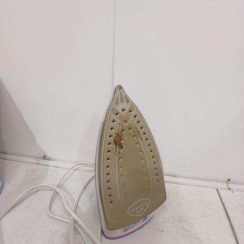 T-FAL STEAM ESSENTIAL PLUS QUICK AND EASY IRON WITH CERAMIC SOLEPLATE - 1200W - PURPLE (MODEL: FV1955Q1) image 4