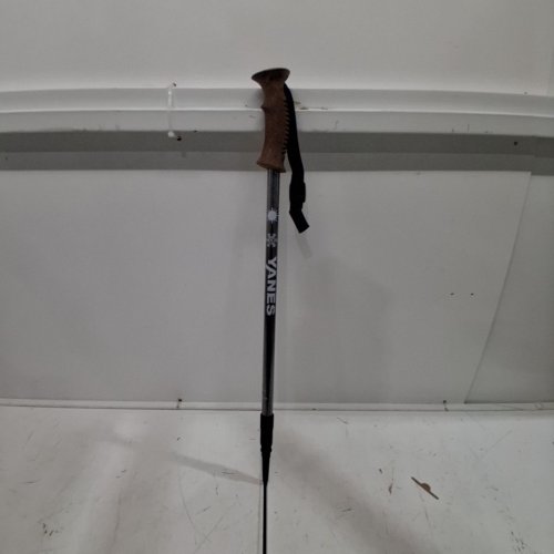 YANES TELESCOPIC TREKKING POLE WITH COMFORT CORK HANDLE -52" - SILVER image 2