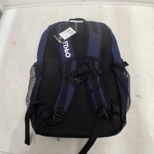 OAKLEY THE FRESHMAN SKATE BACKPACK - 20L - ABYSS / WHITE (MODEL: FOS901202) image 4