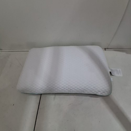 MARTHA STEWART COOLING MEMORY FOAM PILLOW - QUEEN - WHITE/BLUE PIPING (MODEL: 1392500) image 4