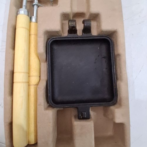 COGHLAN'S CAST IRON CAMP COOKER FOR PIES AND GRILLED SANDWICHES - 27.2" X 4.3" - NATURAL (MODEL: 2643-A) image 4