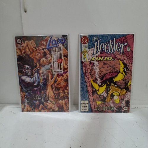 4 ASStd DC COMIC BOOKS - LOBO BLAZING CHAIN OF LOVE #1, THE HECKLER #6, WAR OF THE GODS WONDER WOMAN VS. LOBO #1, TIMBER WOLF #5 - VARIOUS AUTHORS image 3