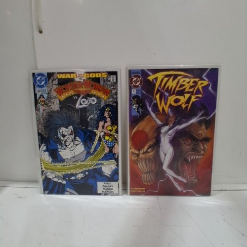 4 ASStd DC COMIC BOOKS - LOBO BLAZING CHAIN OF LOVE #1, THE HECKLER #6, WAR OF THE GODS WONDER WOMAN VS. LOBO #1, TIMBER WOLF #5 - VARIOUS AUTHORS image 4