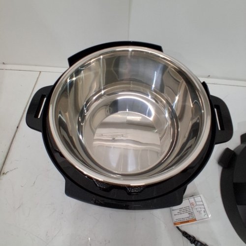 INSTANT POT 7 IN 1 RIO MULTICOOKER - 4QT - 800W - 120V - BLACK (MODEL: RIPC41-BK) image 5