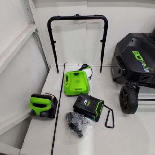 GREENWORKS PRO 80V 20-INCH CORDLESS SNOW THROWER WITH CHARGER AND ADAPTOR - GREEN - (MODEL:2600402) image 6
