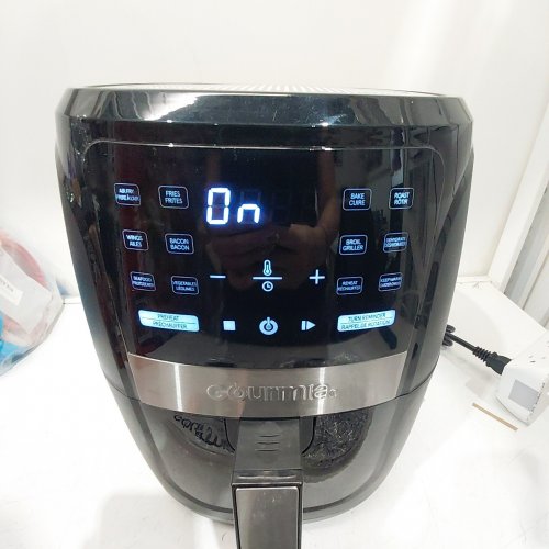 GOURMIA DIGITAL TOUSH SCREEN AIR FRYER - 5QT CAPACITY - BLACK (MODEL: GAF556) image 2