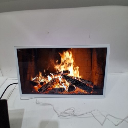 SHOWSCREN LARGE SCREEN PORTABLE MONITOR 1080P FHD GAMING DISPLAY WITH STAND & SPEAKERS, USB-C & HDMI PORTS - 20" - WHITE (MODEL: HD-215) image 5