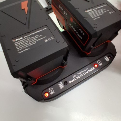VOLTASK CORDLESS ELECTRIC SNOW SHOVEL WITH CHARGER AND LED LIGHTS - 16" - 48V - BLACK/ORANGE (MODEL: CSS004-160) image 2