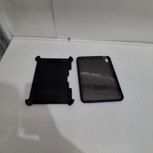 OTTERBOX DEFENDER SERIES CASE FOR IPAD 10TH GENERATION - BLACK (MODEL:77-89953) image 2