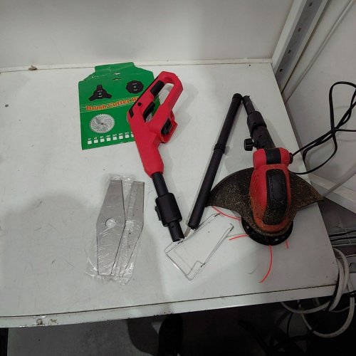 PORTABLE LIGHTWEIGHT CORDLESS BATTERY OPERATED WEED WACKER - 24V - RED/BLACK image 2