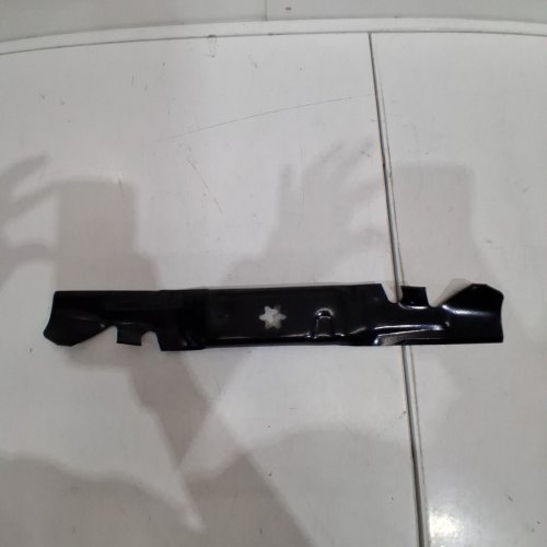 REPLACEMENT LAWN MOWER BLADE WITH STAR SHAPED CENTER HOLE - 18.5" - BLACK (MODEL: 742-0506X) image 3