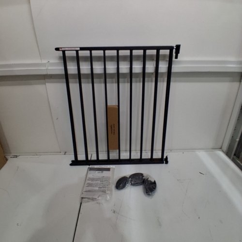 MUNCHKIN PUSH TO CLOSE EXTENDING SAFETY GATE - 29" X 28.5" - 45" - BLACK (MODEL: MK0001 REV4) image 2