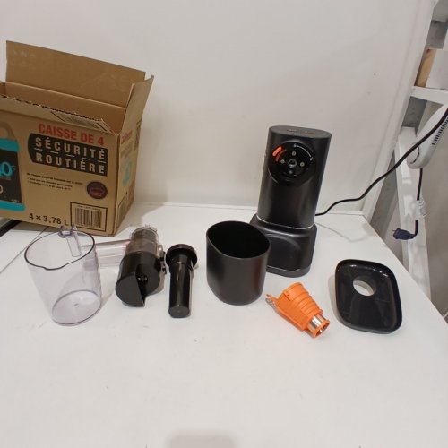 NINJA NEVER CLOG COLD PRESS JUICER - 150W - BLACK (MODEL: 2555552/JC155CCO) image 3