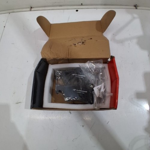 A PREMUM AUTOMOTIVE BRAKE PAD SET - FITS SELECT MODELS - BLACK (MODEL: BPD85700B-C) image 5