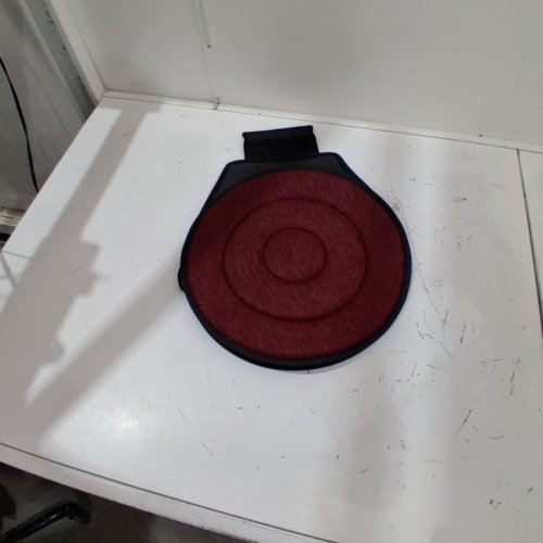 360° ROTATION PORTABLE MEMORY FOAM AUTO SWIVEL SEAT CUSHION - RED / BLACK image 2