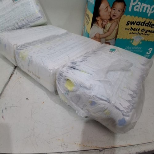 132PK PAMPERS SWADDLERS DIAPERS - SIZE 3 (1326LB) image 3