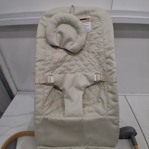 FODOSS PORTABLE BABY BOUNCER SEAT - 20LBS CAP - 28" X 17.7" X 20" - BEIGE/WOOD (MODEL: OD-R12) image 3