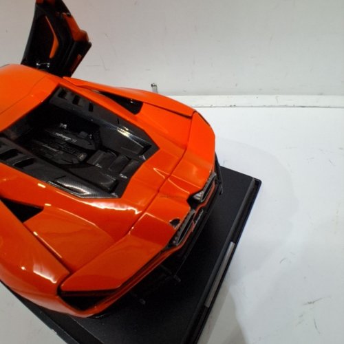MAISTO SPECIAL EDITION LAMBORGHINI REVUELTO CAR - 1:18 SCALE - ORANGE (MODEL: 9897765) image 4