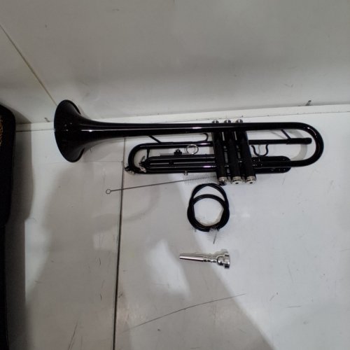 EASTAR STANDARD BB TRUMPET SET FOR BEGINNERS WITH CARRYING CASE, 7 C MOUTHPIECE AND TRUMPET CLEANING KIT - BLACK(MODEL: ETR-380B) image 3