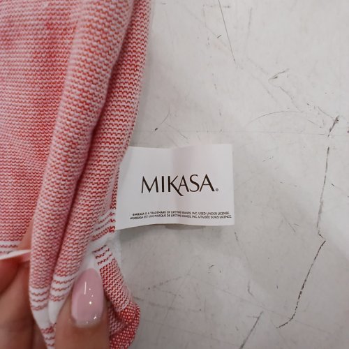 6PC MIKASA KITCHEN TOWELS - 17" X 28" - STRAWBERRIES/RED/RED STRIPS (MODEL:3400550) image 2