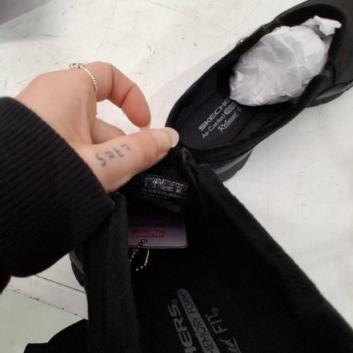 WOMAN'S SKETCHERS EASY GOING SHOES - 6- BLACK image 4