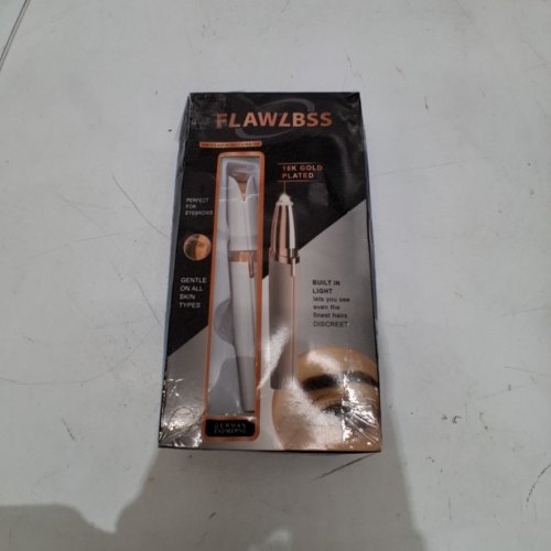 FLAWLBSS EYEBROW HAIR REMOVER - WHITE AND ROSE GOLD image 4