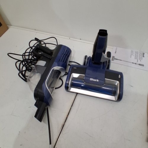SHARK ULTRALIGHT PET PRO CORDED STICK/HANDHELD VACUUM WITH POWERFINS AND SELF-CLEANING BRUSHROLL - 120V - BLUE (MODEL: HZ600C) image 3