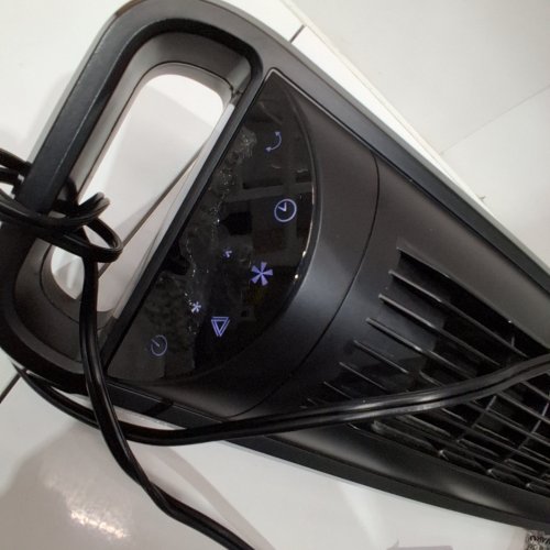 SEVILLE CLASSICS ULTRASLIMLINE BLACK TOWER FAN WITH TOUCH CONTROL AND REMOTE - 39.5"" - BLACK (MODEL: EHF10201T / 1704109) image 2