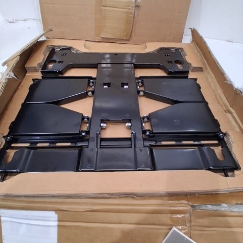 SAMSUNG FULL MOTION SWIVEL & TILT SLIM WALL MOUNT TV MOUNT - 65LBS MAX CAPACITY - BLACK (MODEL: BN68-11940E-02) image 3