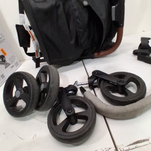 BABIES SUMMER BY INGENUITY 3DQUICKCLOSE CS+ COMPACT FOLD STROLLER- 50LBS CAP - GREY/BLACK (MODEL:31900) image 3
