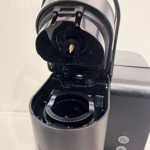 KEURIG K-EXPRESS ESSENTIALS SINGLE SERVE COFFEE MAKER WITH 36OZ WATER RESERVOIR - BLACK (MODEL: K25) image 4