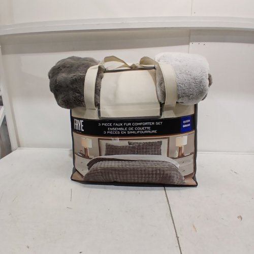 3PC FRYE FAUX FUR COMFORTER SET - QUEEN - GREY (MODEL: 1796287) image 5