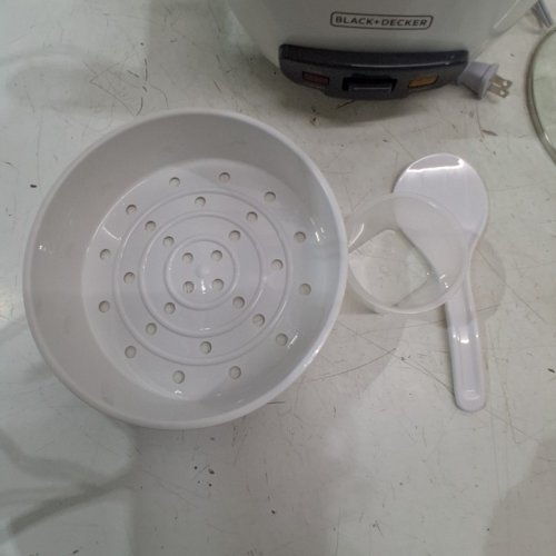 BLACK+DECKER RICE COOKER AND STEAMER - 16-CUP - WHITE (MODEL: RC516C) image 4