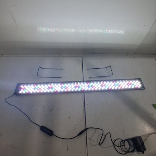 SEAOURA ADJUSTABLE FULL-SPECTRUM LED AQUARIUM LIGHT - FOR 12"-18" AQUARIUMS - 22W - BLACK (MODEL: SR-616) image 2