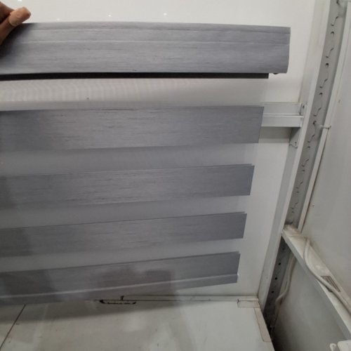 CORDLESS ZEBRA BLINDS - 45.5" X 48" - GREY image 2