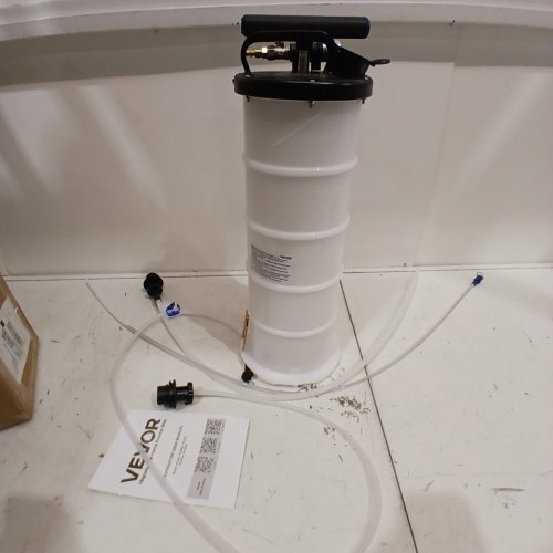 VEVOR MANUAL FLUID OIL EXTRACTOR - 6.5 LITERS/1.74 GALLONS - WHITE (MODEL: YS-087) image 2