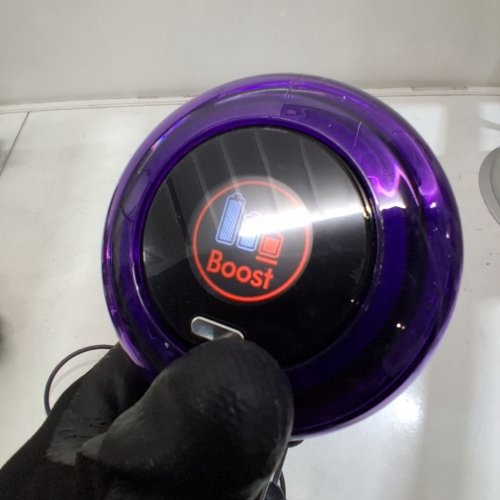 DYSON V9 SUBMARINE EXTRA CORDLESS WET AND DRY VACUUM - GREY/PURPLE - (MODEL:SV57) image 12