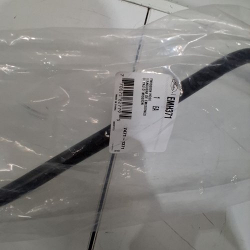 GATES ENGINE CRANKCASE BREATHER HOSE - FOR JEEP TRUCK WRANGLER 2012-2018 - BLACK (MODEL: EMH371) image 3