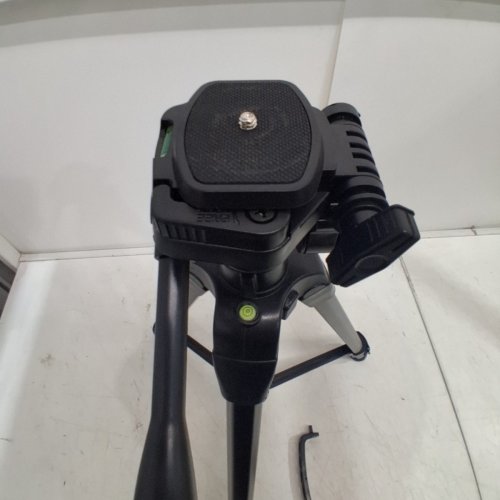 VIVITAR PRO CAMERA TRIPOD - 67" - BLACK (MODEL: VIVVPT4867-FR-NOC) image 4
