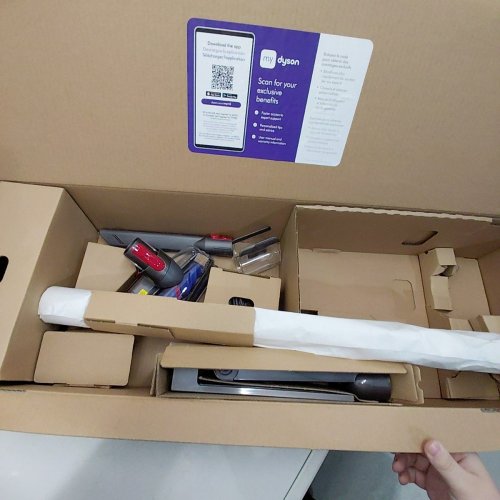DYSON V15 DETECT PLUS CORDLESS MULTI-PURPOSE VACUUM CLEANER WITH ATTACHMENTS - GREY (MODEL: SV47) image 4