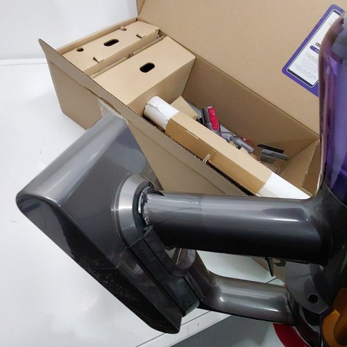 DYSON V15 DETECT PLUS CORDLESS MULTI-PURPOSE VACUUM CLEANER WITH ATTACHMENTS - GREY (MODEL: SV47) image 5