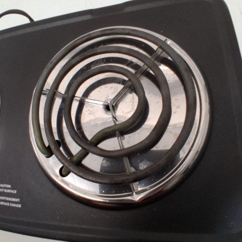 SALTON PORTABLE WIRED ELECTRIC HOT PLATE DOUBLE BURNER COOKTOP - 2X 900W - BLACK (MODEL: HP1941) image 4