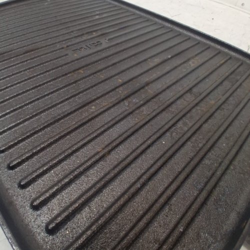 BOBBY FLAY X GREENPAN REVERSIBLE CAST IRON GRILL GRIDDLE - 16.75" X 11.4" - (MODEL: 1995033) image 3